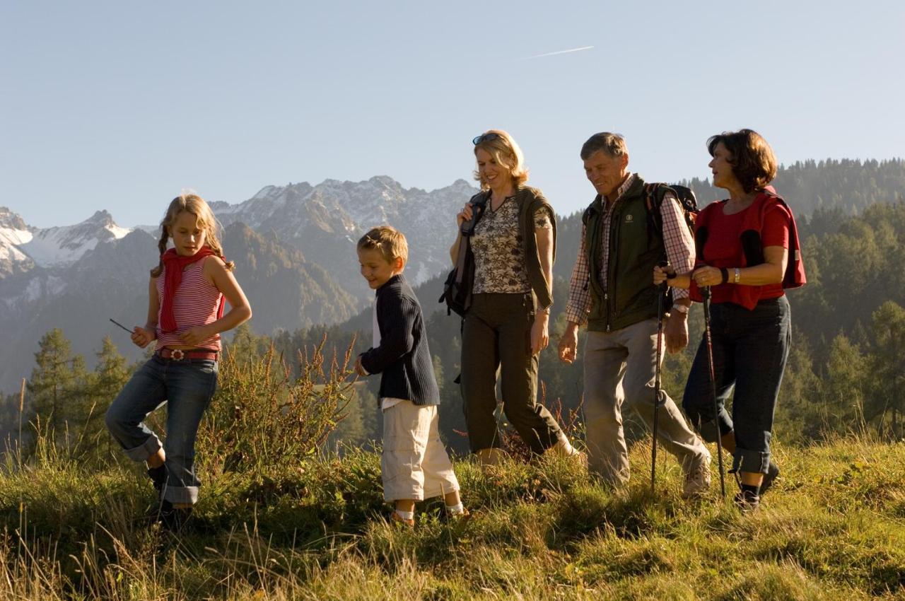 Gasthof Bad Sonnenberg Nueziders Ngoại thất bức ảnh